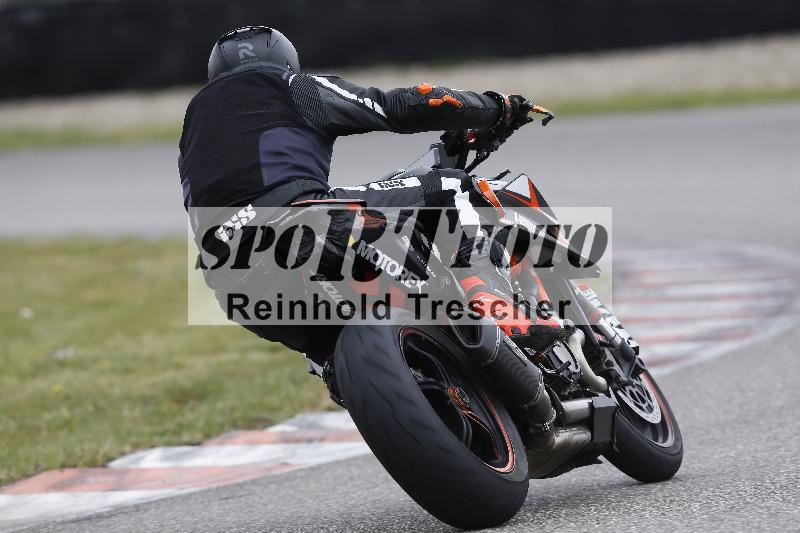 Archiv-2025/06 18.04.2025 Speer Racing ADR/Gruppe gelb/90